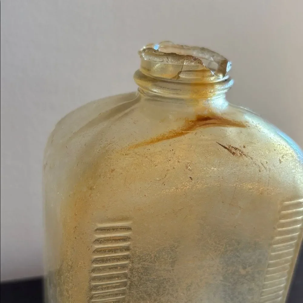 🎀Vintage🎀 1940s/50s Square Ribbed Bottle Found In The Sea